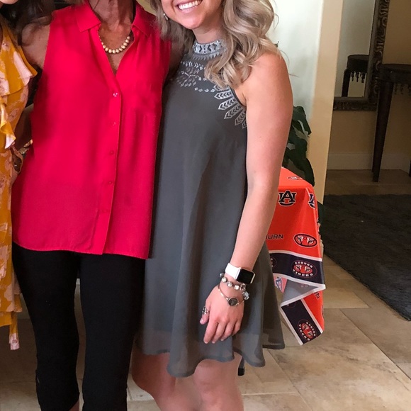 Dress - Picture 3 of 4